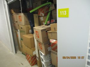 10 x 9 unit in Southfield