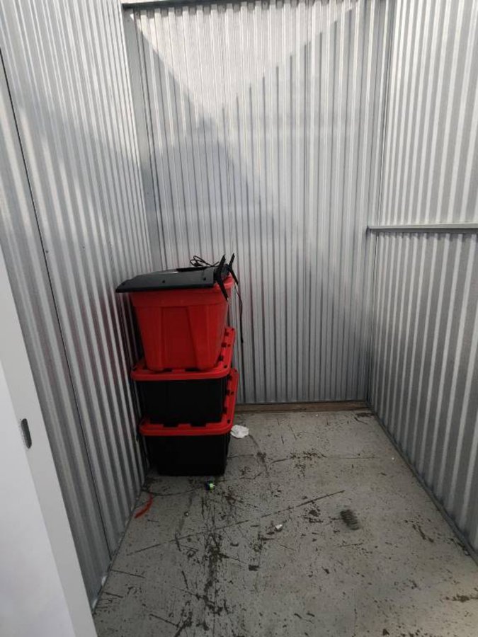 5 x 6 storage unit in Mishawaka, IN