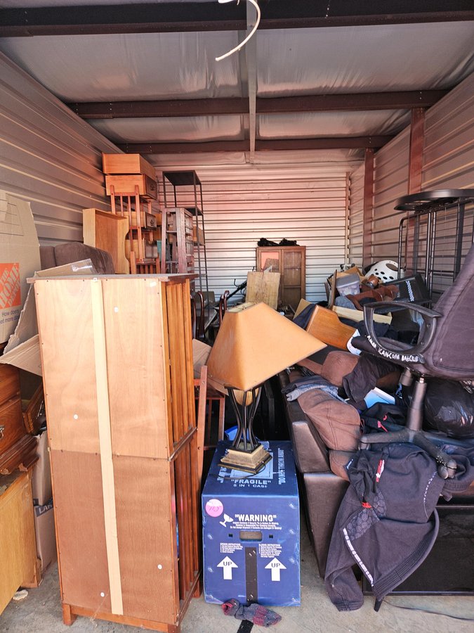 10 x 20 storage unit in Forest, VA