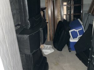 10 x 10 storage unit in Liverpool, NY
