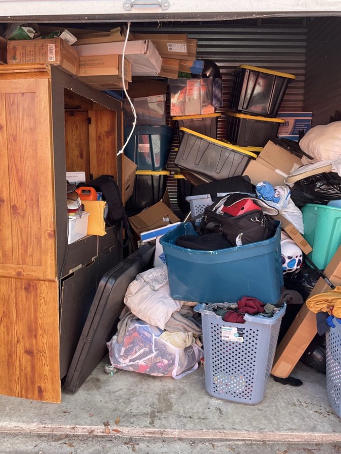 10 x 10 storage unit in St Petersburg, FL