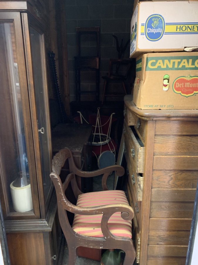 5 x 10 storage unit in Largo, FL