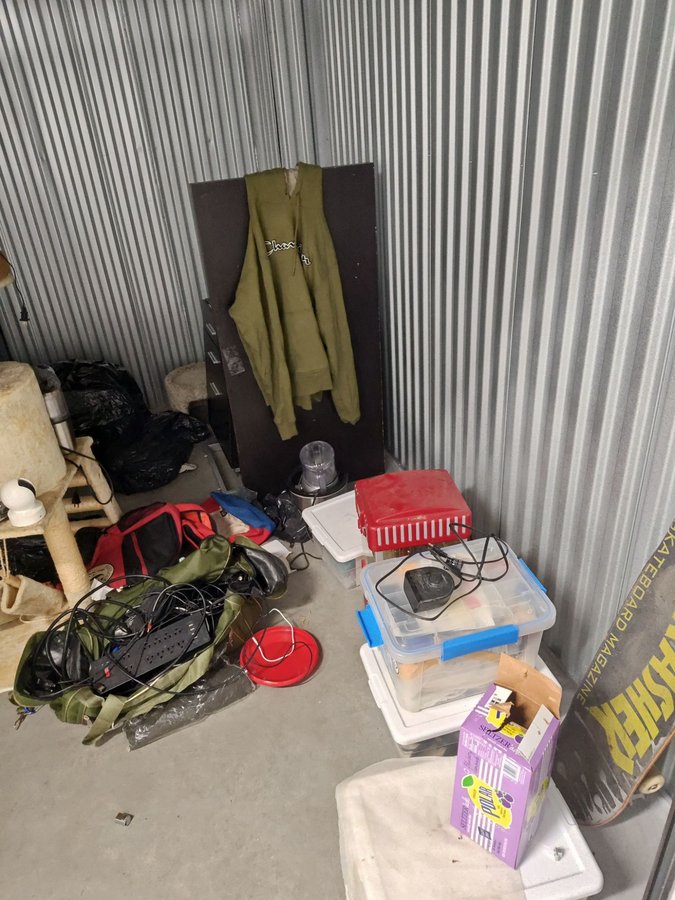 7 x 10 storage unit in Somerville, MA