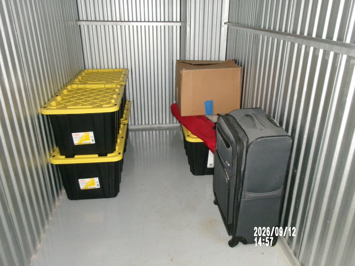 5 x 10 storage unit in Brooklyn, NY