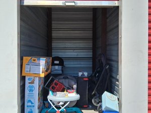 5 x 10 storage unit in Kyle, TX