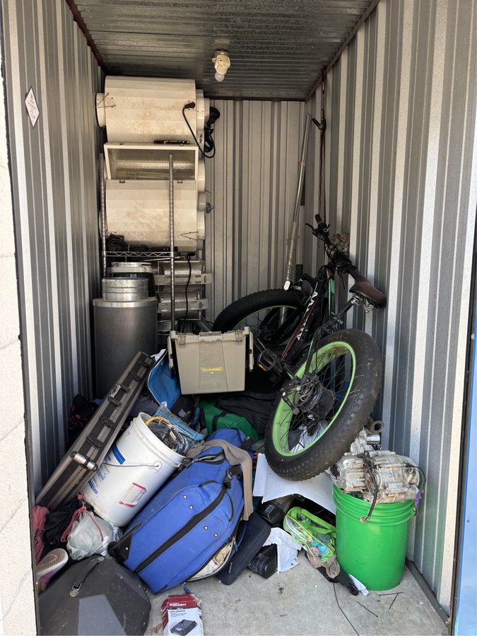5 x 10 storage unit in Bethany, OK