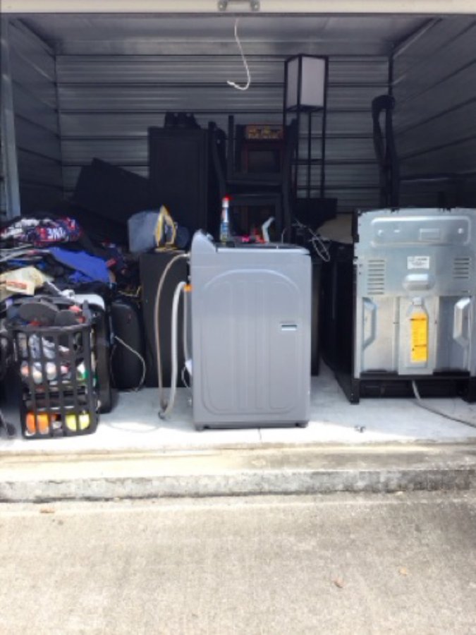 10 x 10 storage unit in Shelby, NC