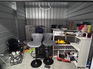 10 x 10 storage unit in Lindenwold, NJ