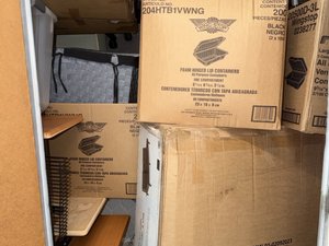 10 x 10 storage unit in Falls Church, VA