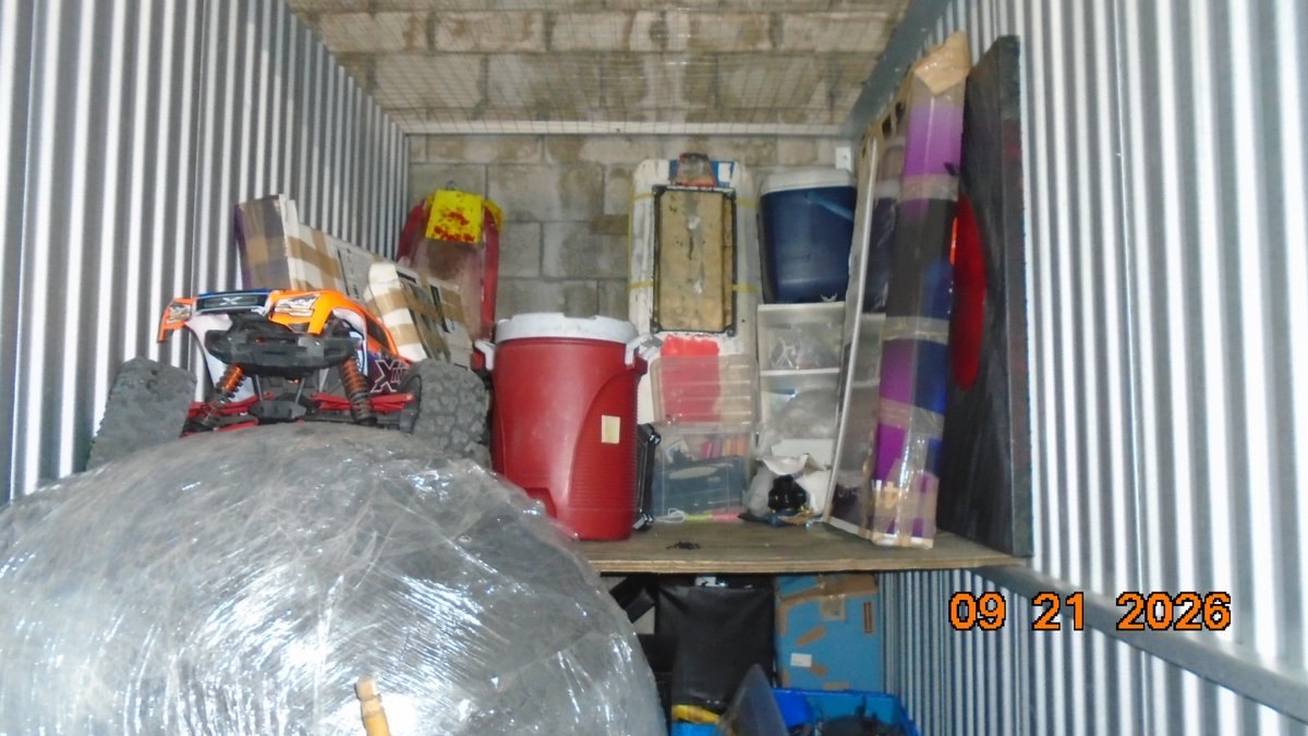 5 x 10 storage unit in Miami, FL
