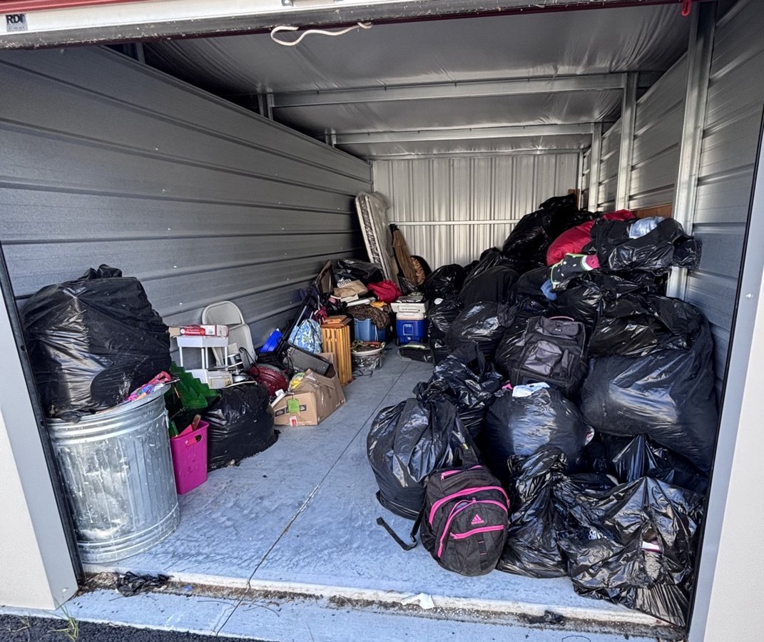10 x 20 storage unit in Lindenwold, NJ