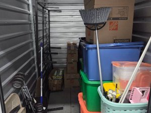 5 x 10 storage unit in Tallahassee, FL