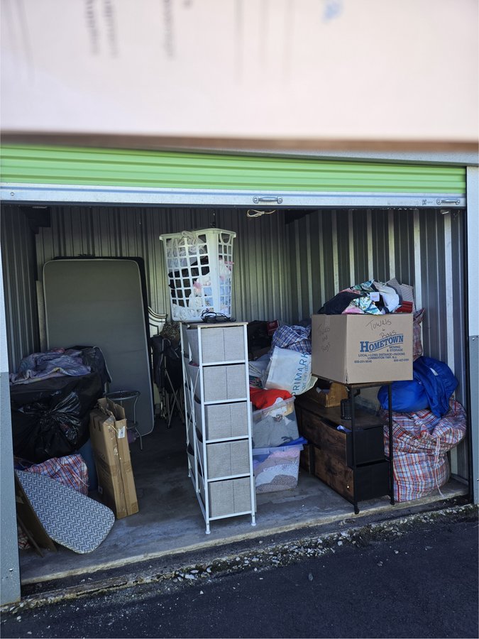 10 x 10 storage unit in Lumberton, NJ
