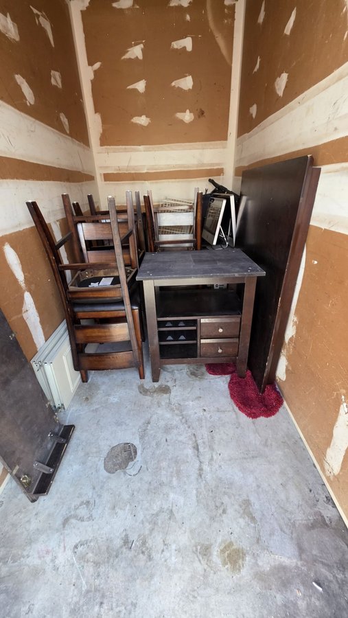 5 x 11 storage unit in Ft Lauderdale, FL