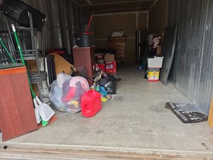 10 x 24 storage unit in Belton, MO