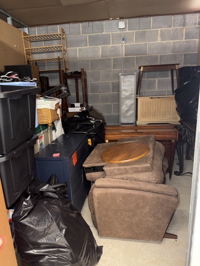10 x 10 storage unit in Annandale, VA