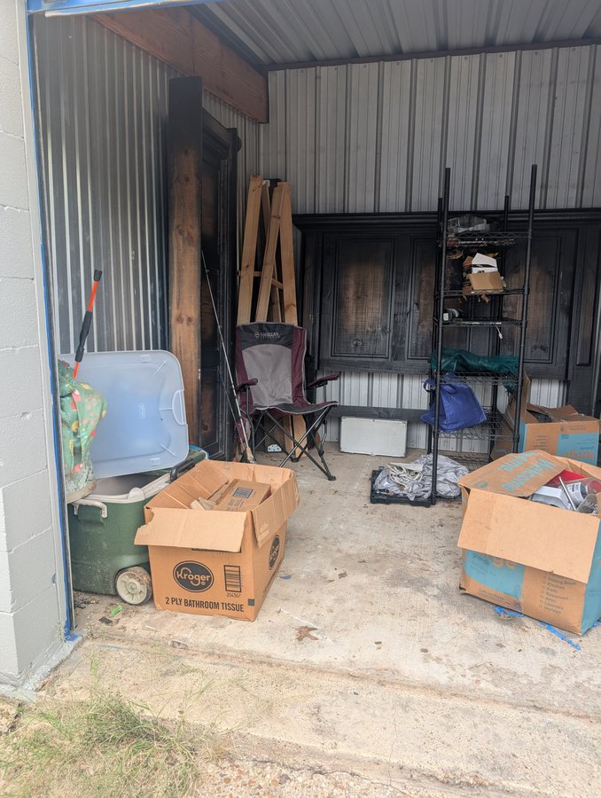 10 x 10 storage unit in Bossier City, LA