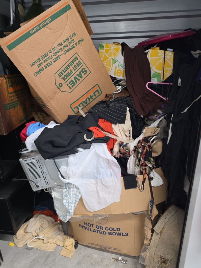 5 x 5 storage unit in Kansas City, MO