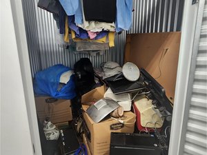 5 x 5 storage unit in West Palm Beach, FL