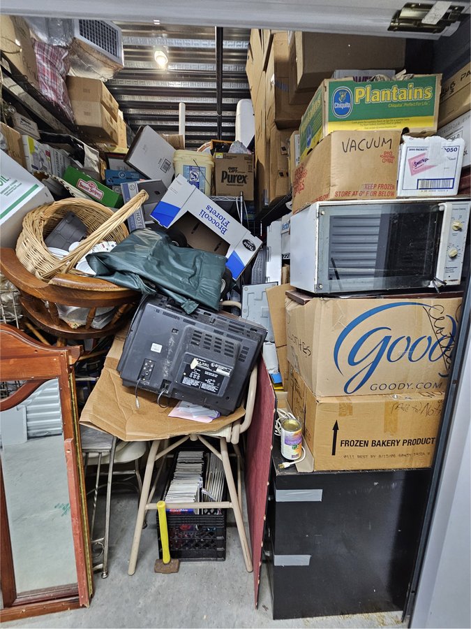 10 x 20 storage unit in Dover, NJ