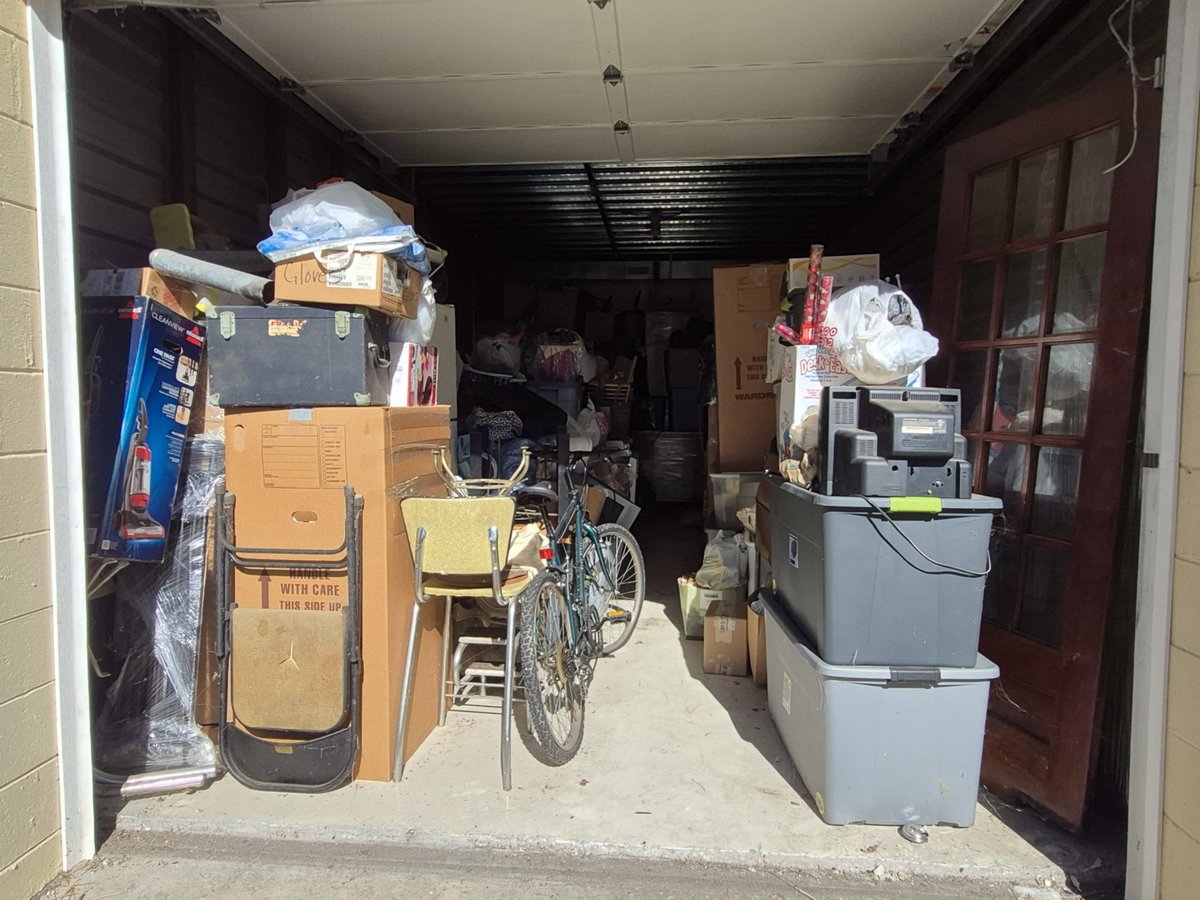 12 x 24 storage unit in Sterling Heights, MI