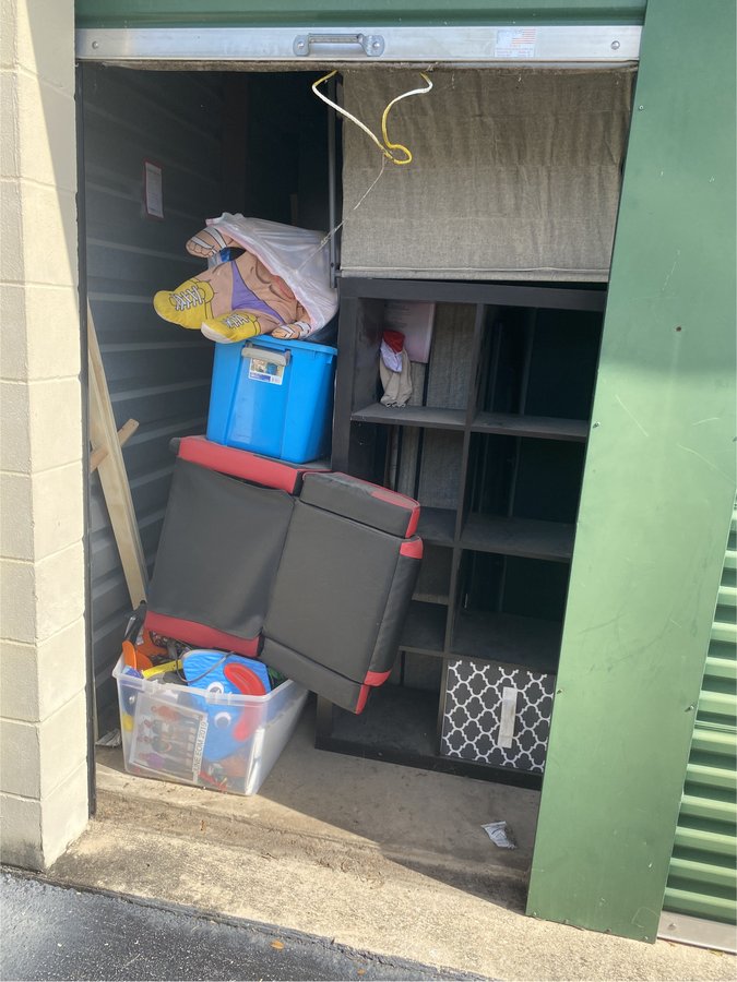 5 x 10 storage unit in Converse, TX