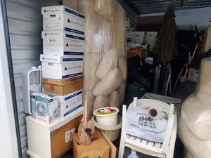 10 x 19 unit in Sterling Heights