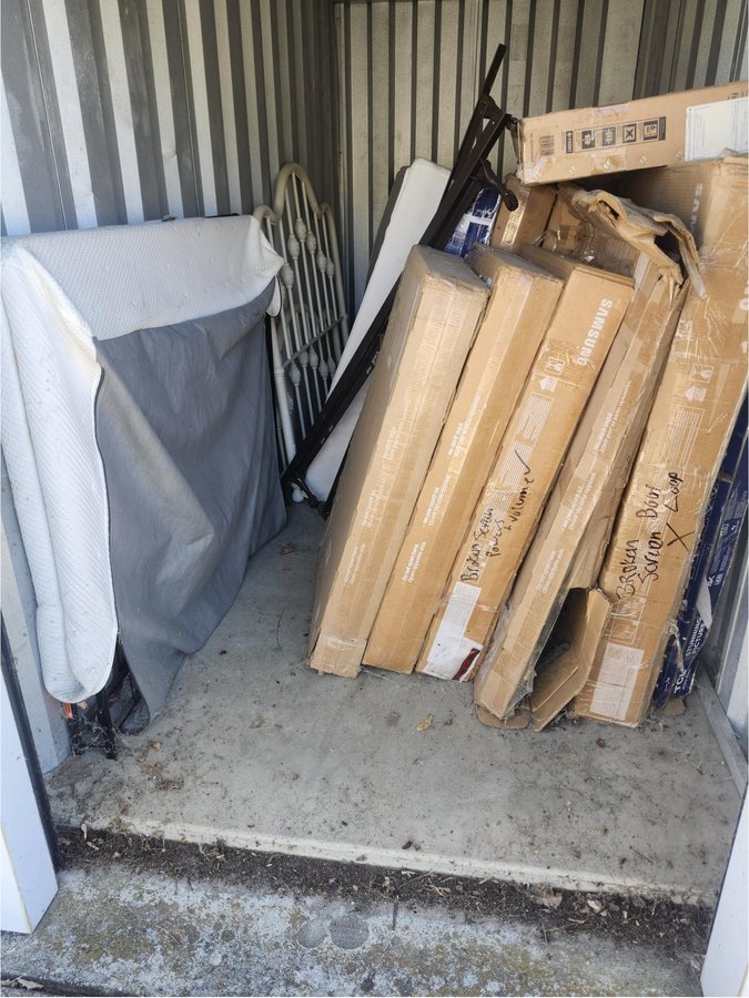 5 x 12 storage unit in Harrison, OH