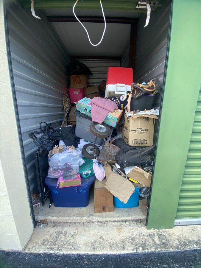 5 x 10 storage unit in Converse, TX