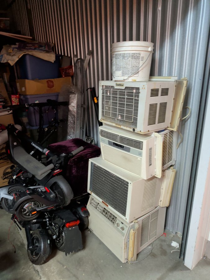 10 x 20 storage unit in Medford, MA