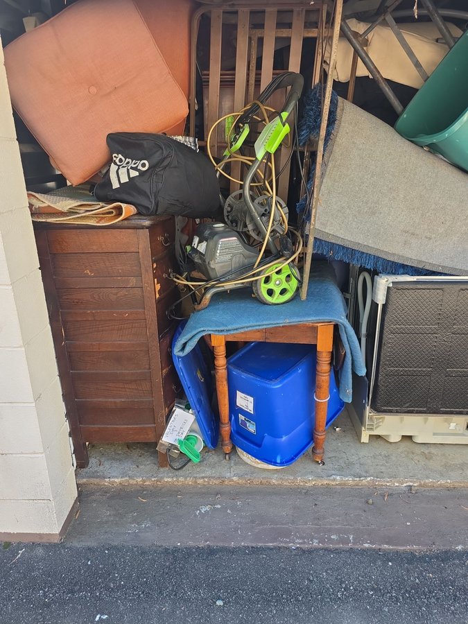 10 x 15 storage unit in Carrboro, NC