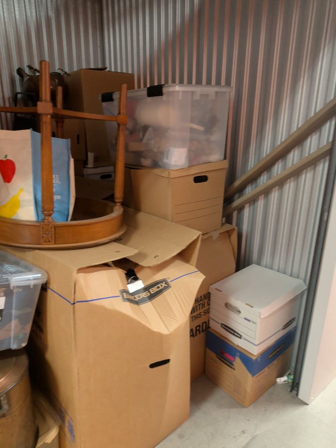 10 x 7 storage unit in Medford, MA