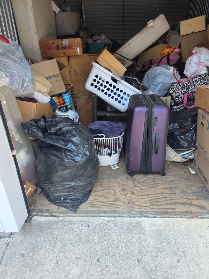10 x 15 storage unit in Carrboro, NC
