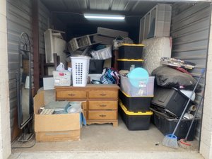 10 x 25 storage unit in Phoenix, AZ