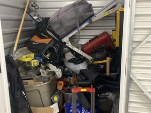 5 x 5 storage unit in Phoenix, AZ