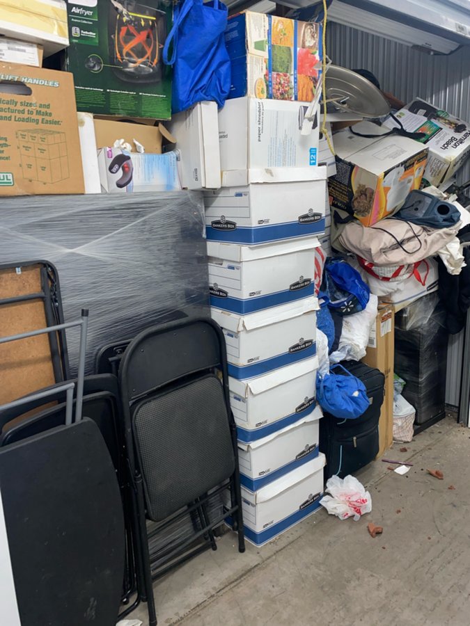 10 x 10 storage unit in Phoenix, AZ