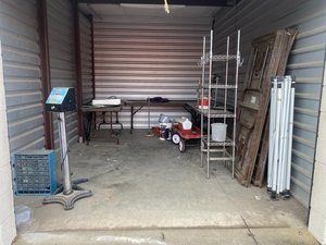 10 x 15 storage unit in Phoenix, AZ