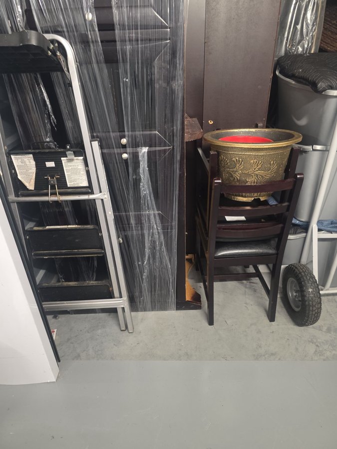 10 x 10 storage unit in Durham, NC