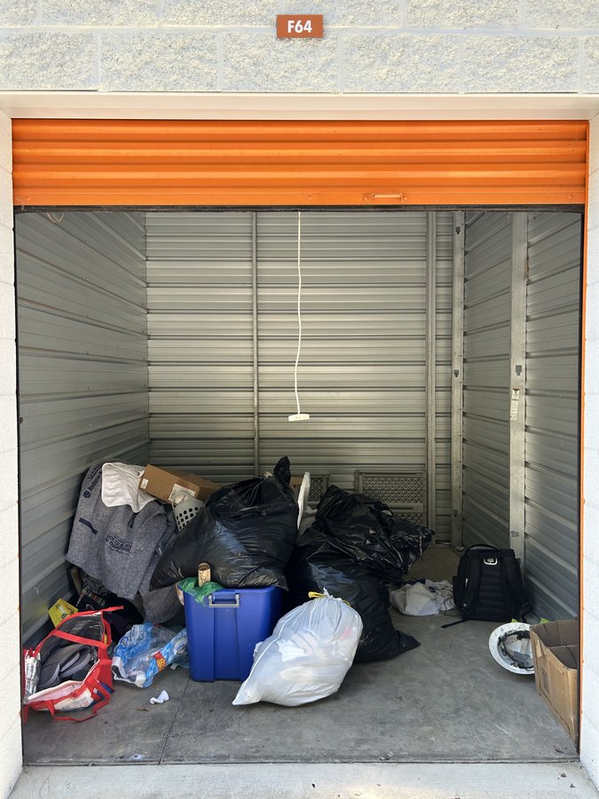 10 x 10 storage unit in Kingsport, TN