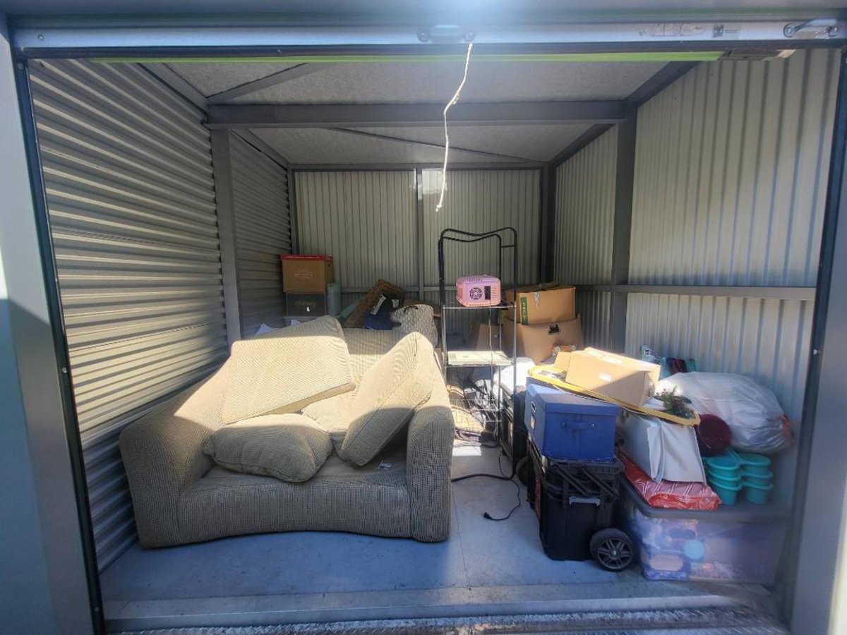 10 x 10 storage unit in Elmhurst, IL