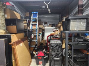 10 x 20 storage unit in Pflugerville, TX