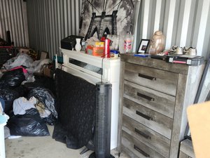 10 x 25 storage unit in Cleveland, OH