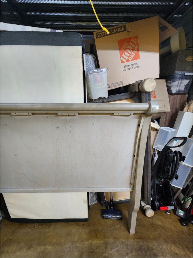 10 x 10 storage unit in Jacksonville, FL