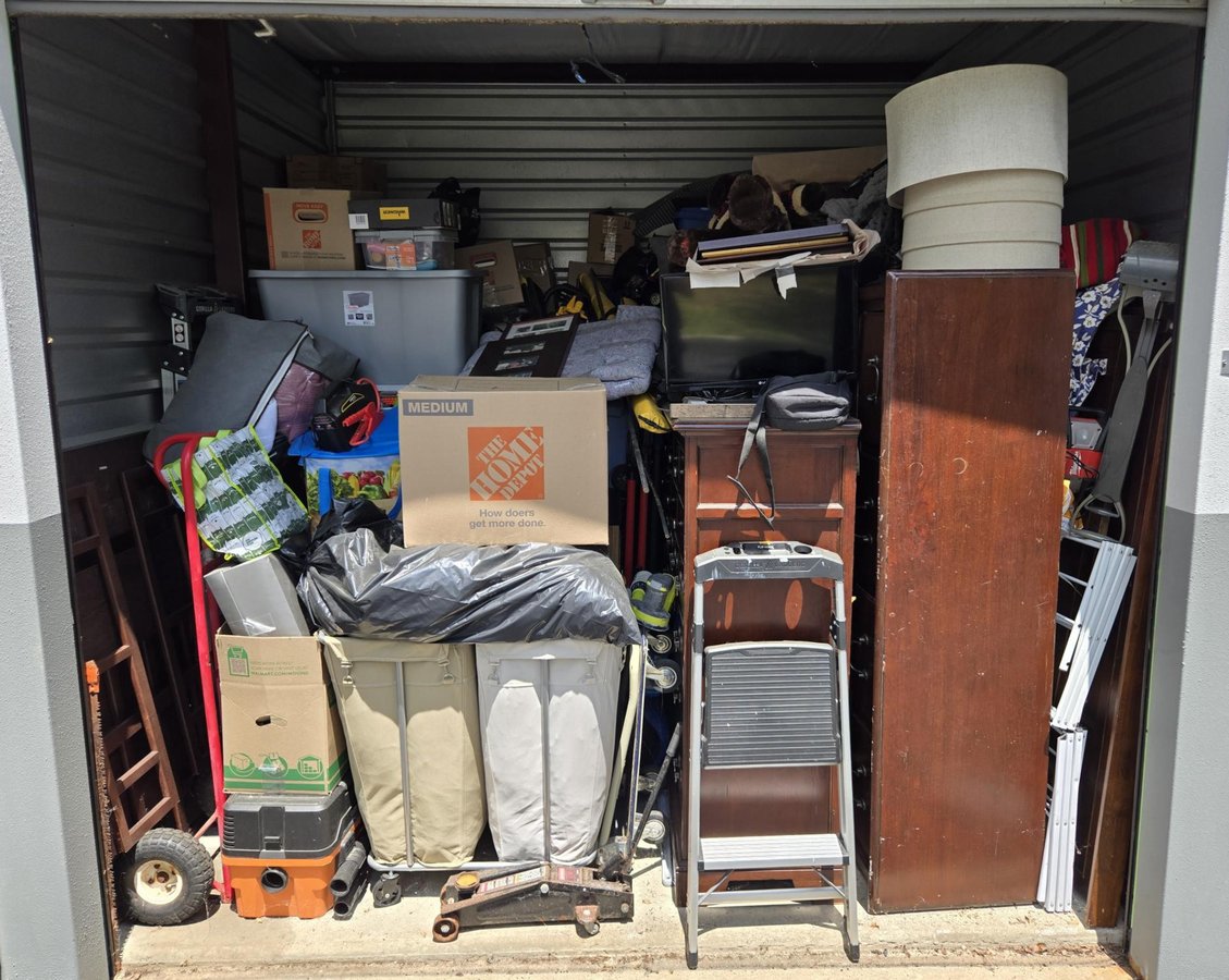 10 x 10 storage unit in Cherry Hill, NJ