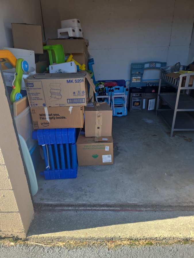 10 x 10 storage unit in Durham, NC
