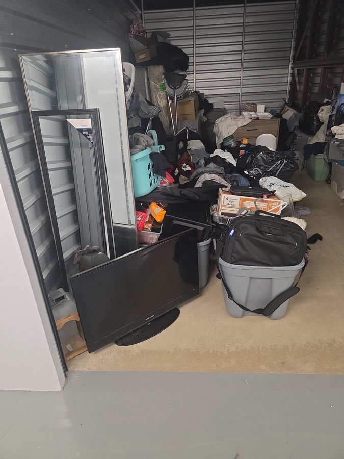 10 x 20 storage unit in Durham, NC
