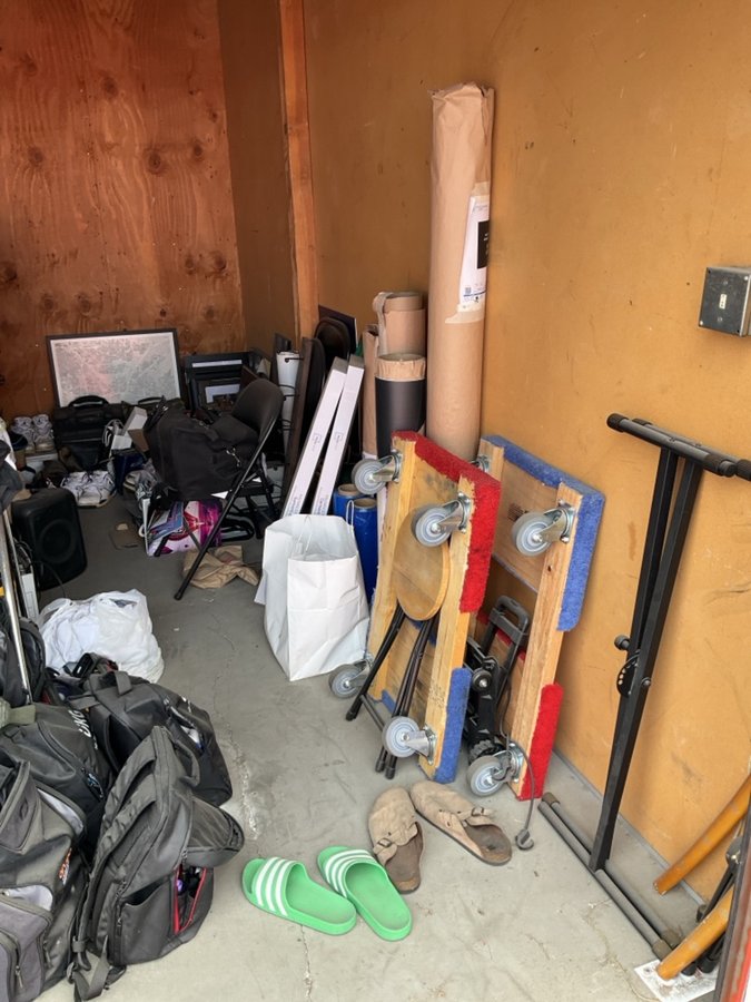 10 x 15 storage unit in Las Vegas, NV