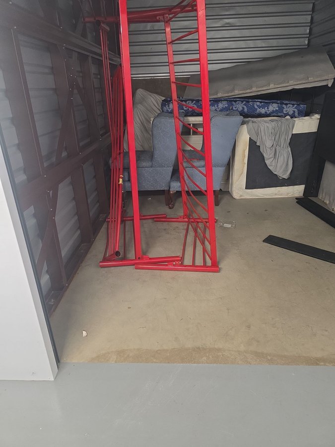 10 x 15 storage unit in Durham, NC