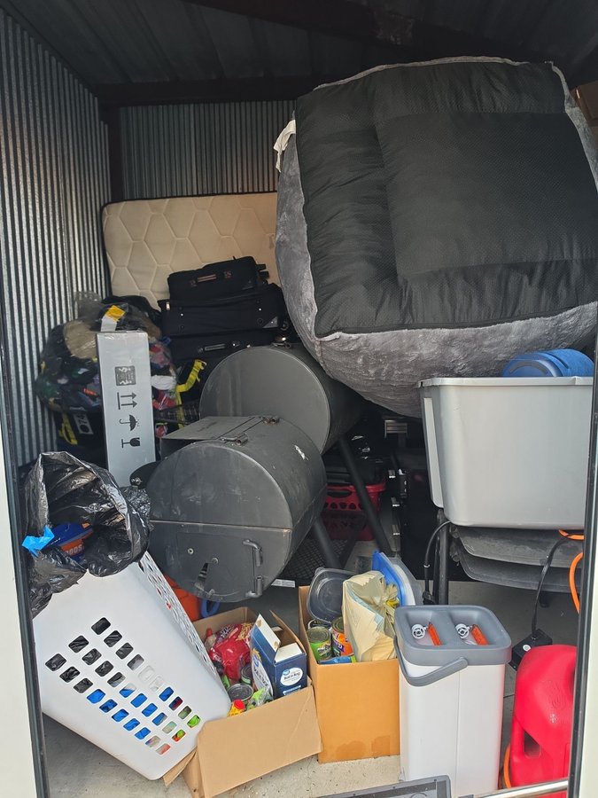 10 x 10 storage unit in Kansas City, MO