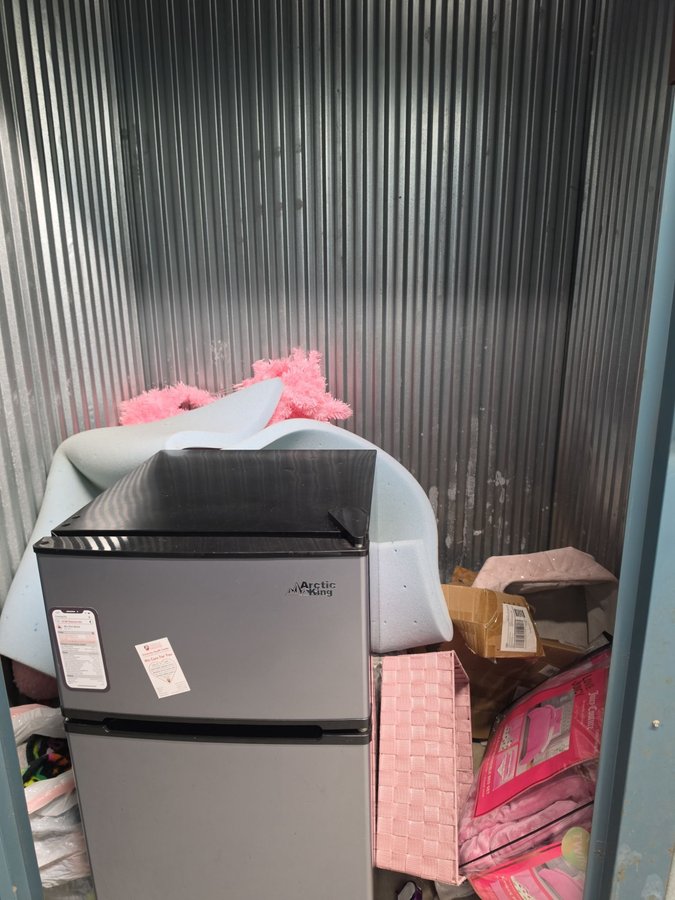 5 x 5 storage unit in Kansas City, MO
